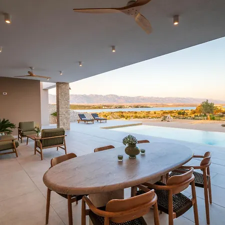 Βίλα Alba Private Retreat - Heated Pool, Sauna & Jacuzzi
